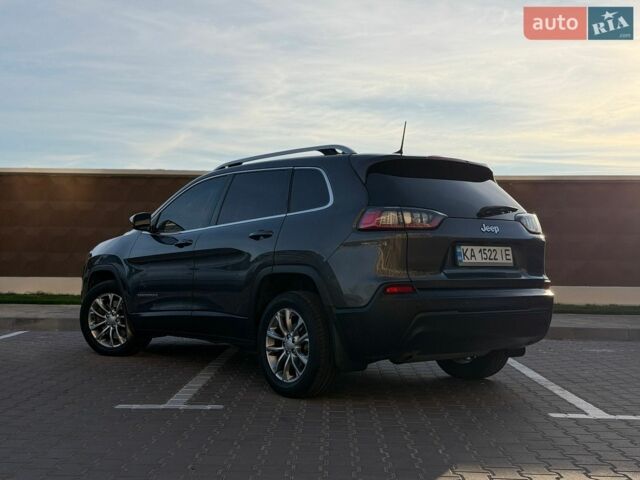Сірий Джип Cherokee, об'ємом двигуна 2.36 л та пробігом 140 тис. км за 16300 $, фото 1 на Automoto.ua