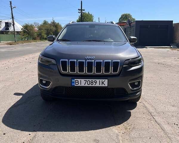 Серый Джип Чероки, объемом двигателя 2.36 л и пробегом 120 тыс. км за 17200 $, фото 1 на Automoto.ua