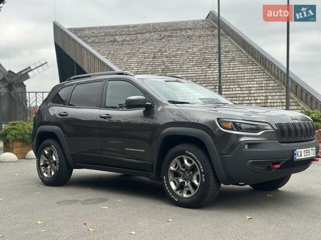 Сірий Джип Cherokee, об'ємом двигуна 1.99 л та пробігом 79 тис. км за 22500 $, фото 1 на Automoto.ua