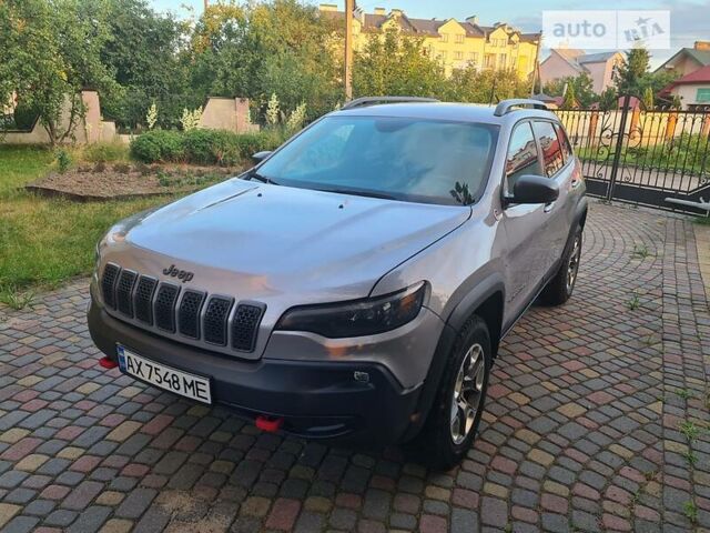 Сірий Джип Cherokee, об'ємом двигуна 2 л та пробігом 97 тис. км за 16500 $, фото 1 на Automoto.ua