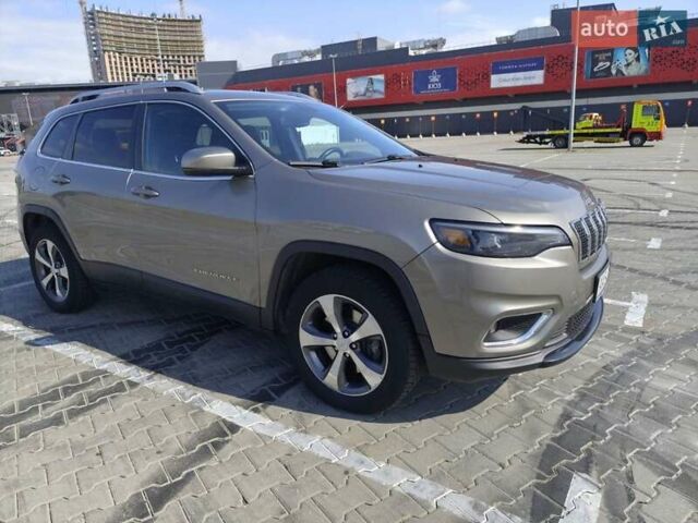 Сірий Джип Cherokee, об'ємом двигуна 3.24 л та пробігом 116 тис. км за 19800 $, фото 1 на Automoto.ua