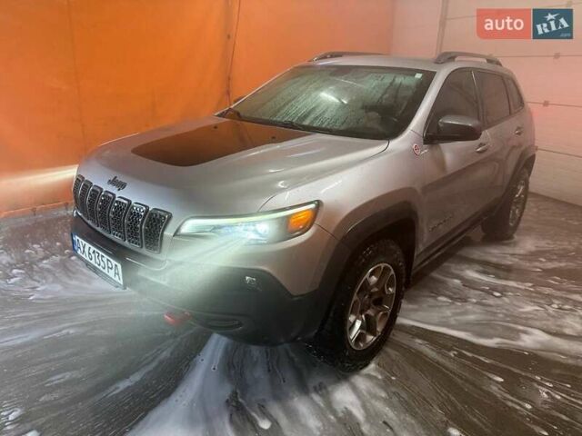 Серый Джип Чероки, объемом двигателя 3.24 л и пробегом 110 тыс. км за 22500 $, фото 1 на Automoto.ua