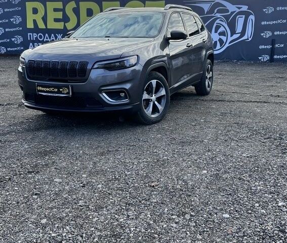 Сірий Джип Cherokee, об'ємом двигуна 3.2 л та пробігом 182 тис. км за 14800 $, фото 1 на Automoto.ua