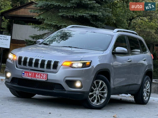 Сірий Джип Cherokee, об'ємом двигуна 2.36 л та пробігом 109 тис. км за 15500 $, фото 1 на Automoto.ua