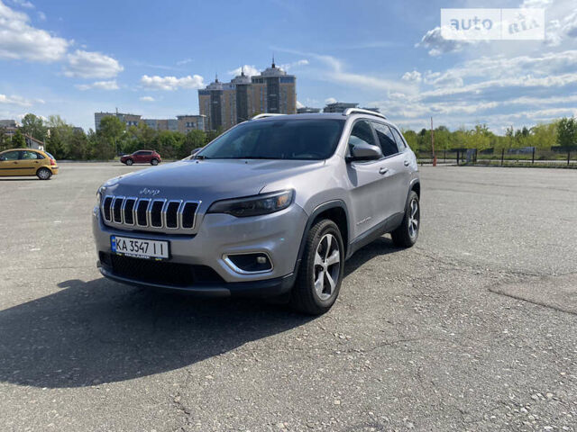 Сірий Джип Cherokee, об'ємом двигуна 3.24 л та пробігом 95 тис. км за 22500 $, фото 1 на Automoto.ua