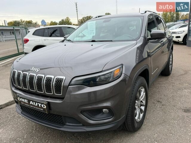 Сірий Джип Cherokee, об'ємом двигуна 2.36 л та пробігом 110 тис. км за 17490 $, фото 1 на Automoto.ua