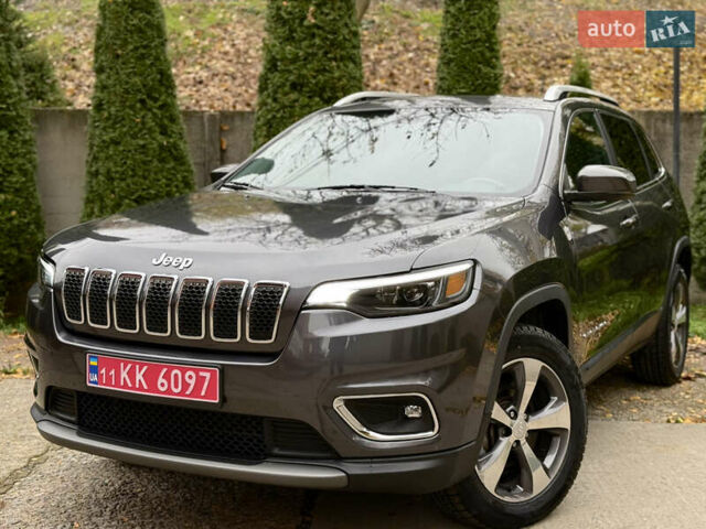 Сірий Джип Cherokee, об'ємом двигуна 3.24 л та пробігом 104 тис. км за 17200 $, фото 1 на Automoto.ua