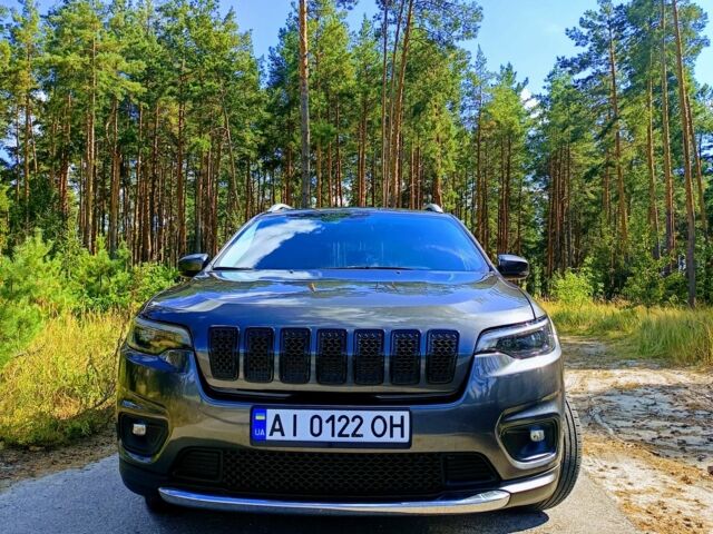 Серый Джип Чероки, объемом двигателя 2.4 л и пробегом 162 тыс. км за 16200 $, фото 1 на Automoto.ua