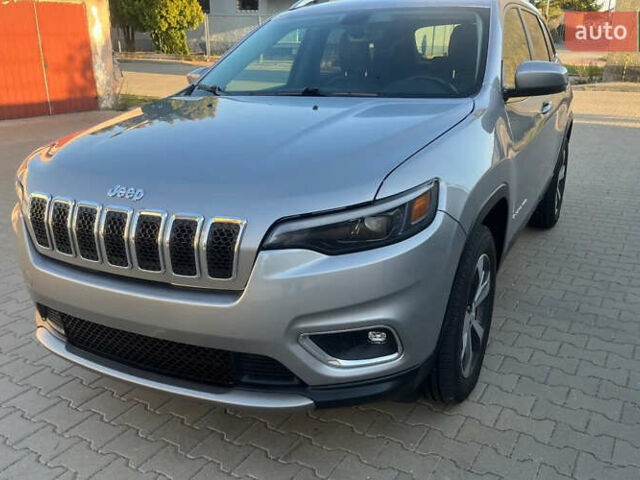 Сірий Джип Cherokee, об'ємом двигуна 2.4 л та пробігом 40 тис. км за 15500 $, фото 1 на Automoto.ua