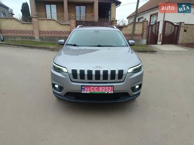 Сірий Джип Cherokee, об'ємом двигуна 2.36 л та пробігом 192 тис. км за 16900 $, фото 1 на Automoto.ua