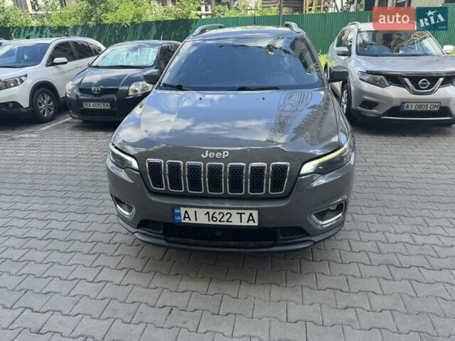 Сірий Джип Cherokee, об'ємом двигуна 3.2 л та пробігом 109 тис. км за 17200 $, фото 1 на Automoto.ua