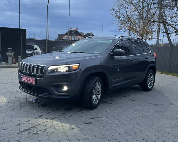 Серый Джип Чероки, объемом двигателя 1.99 л и пробегом 122 тыс. км за 17900 $, фото 1 на Automoto.ua