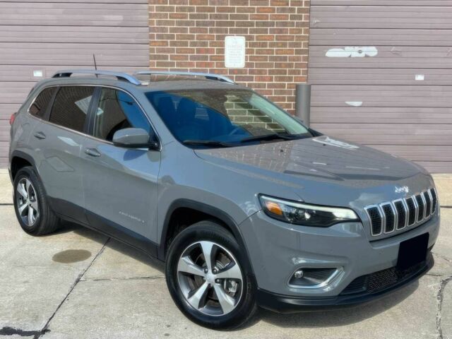 Сірий Джип Cherokee, об'ємом двигуна 3.2 л та пробігом 46 тис. км за 15200 $, фото 1 на Automoto.ua