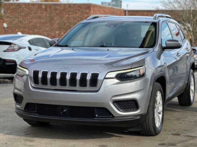 Сірий Джип Cherokee, об'ємом двигуна 2.4 л та пробігом 18 тис. км за 12300 $, фото 1 на Automoto.ua