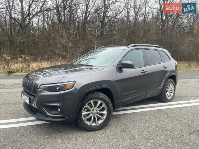 Сірий Джип Cherokee, об'ємом двигуна 3.24 л та пробігом 99 тис. км за 20500 $, фото 1 на Automoto.ua