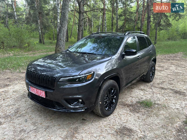 Сірий Джип Cherokee, об'ємом двигуна 3.24 л та пробігом 49 тис. км за 23500 $, фото 1 на Automoto.ua