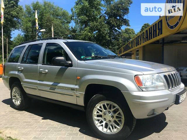 Сірий Джип Cherokee, об'ємом двигуна 2.7 л та пробігом 226 тис. км за 5000 $, фото 1 на Automoto.ua