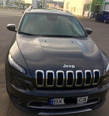 Сірий Джип Cherokee, об'ємом двигуна 2 л та пробігом 85 тис. км за 26000 $, фото 1 на Automoto.ua