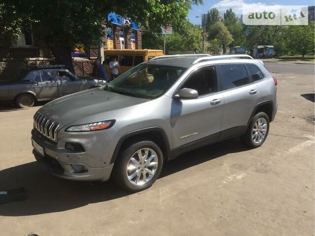 Сірий Джип Cherokee, об'ємом двигуна 2.4 л та пробігом 80 тис. км за 20500 $, фото 1 на Automoto.ua