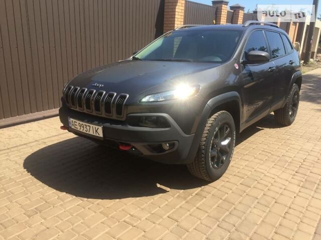 Сірий Джип Cherokee, об'ємом двигуна 2.4 л та пробігом 41 тис. км за 24500 $, фото 1 на Automoto.ua