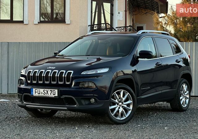 Синий Джип Чероки, объемом двигателя 2.2 л и пробегом 109 тыс. км за 16999 $, фото 1 на Automoto.ua