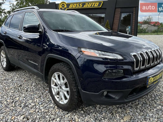 Синій Джип Cherokee, об'ємом двигуна 2.36 л та пробігом 165 тис. км за 13700 $, фото 1 на Automoto.ua