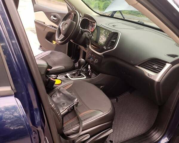 Синій Джип Cherokee, об'ємом двигуна 2.36 л та пробігом 86 тис. км за 15200 $, фото 1 на Automoto.ua
