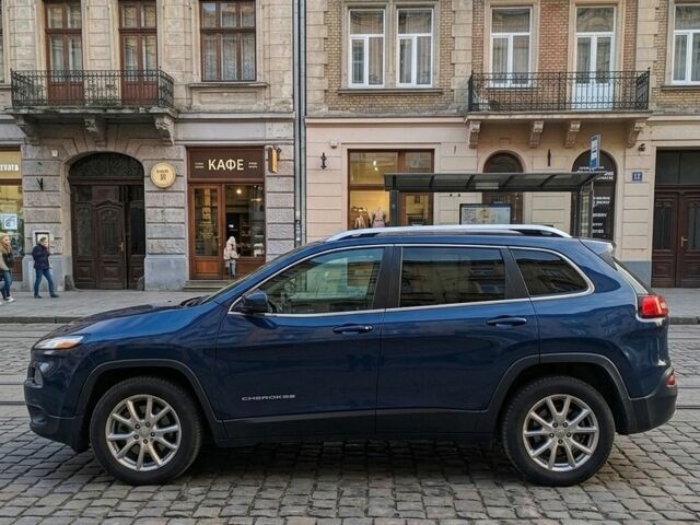Синій Джип Cherokee, об'ємом двигуна 2.36 л та пробігом 156 тис. км за 14700 $, фото 1 на Automoto.ua