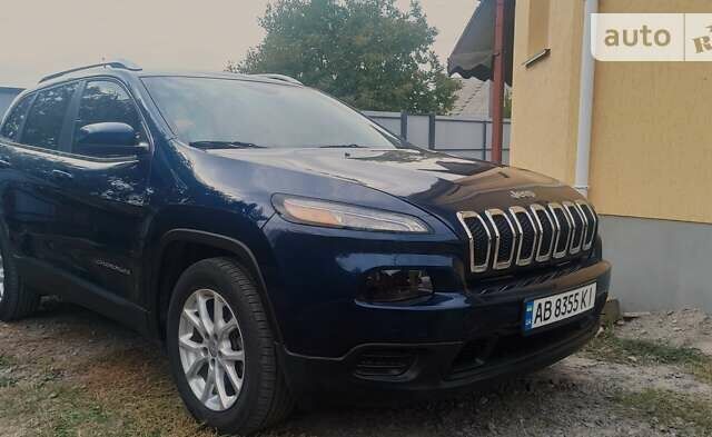 Синий Джип Чероки, объемом двигателя 2.36 л и пробегом 155 тыс. км за 15555 $, фото 1 на Automoto.ua