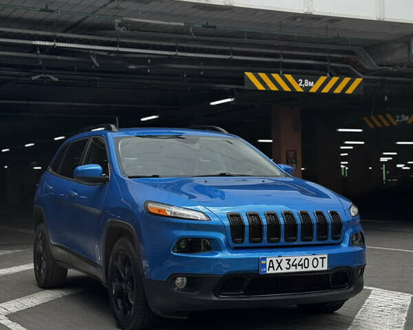 Синий Джип Чероки, объемом двигателя 2.36 л и пробегом 70 тыс. км за 14600 $, фото 1 на Automoto.ua