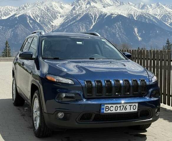 Синий Джип Чероки, объемом двигателя 3.24 л и пробегом 94 тыс. км за 14500 $, фото 1 на Automoto.ua