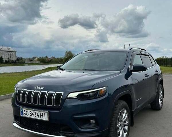 Синій Джип Cherokee, об'ємом двигуна 2 л та пробігом 105 тис. км за 18200 $, фото 1 на Automoto.ua