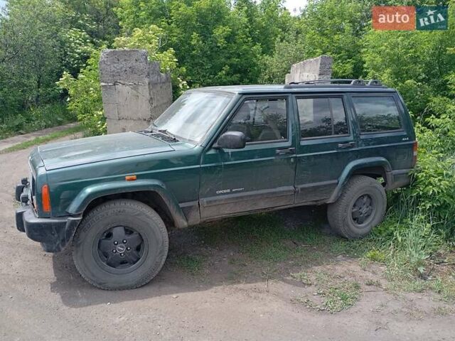 Зелений Джип Cherokee, об'ємом двигуна 2.5 л та пробігом 340 тис. км за 3500 $, фото 1 на Automoto.ua