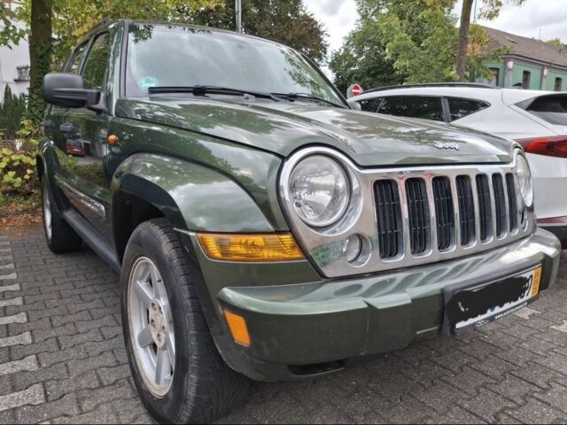 Зелений Джип Cherokee, об'ємом двигуна 2.8 л та пробігом 295 тис. км за 4904 $, фото 1 на Automoto.ua