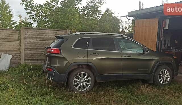 Зелений Джип Cherokee, об'ємом двигуна 2.36 л та пробігом 118 тис. км за 13750 $, фото 1 на Automoto.ua
