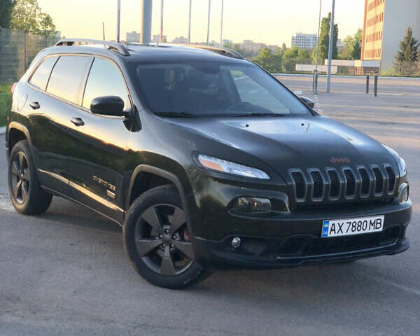 Зелений Джип Cherokee, об'ємом двигуна 3.24 л та пробігом 122 тис. км за 14900 $, фото 1 на Automoto.ua