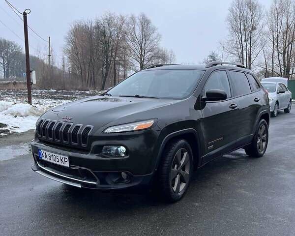Зелений Джип Cherokee, об'ємом двигуна 2.36 л та пробігом 200 тис. км за 14000 $, фото 1 на Automoto.ua