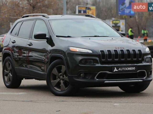 Зелений Джип Cherokee, об'ємом двигуна 2.36 л та пробігом 200 тис. км за 13500 $, фото 1 на Automoto.ua