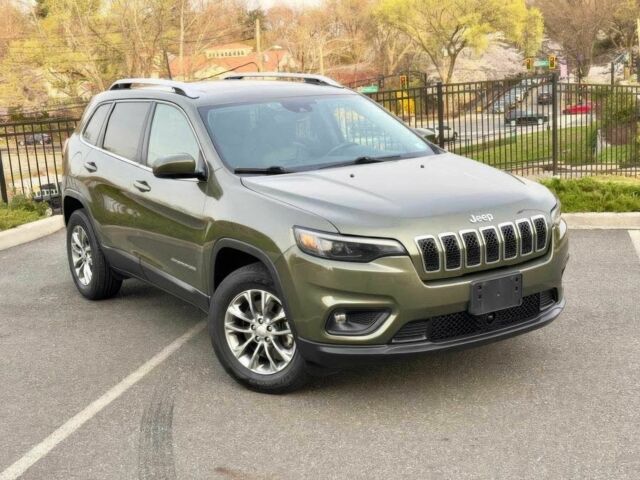 Зелений Джип Cherokee, об'ємом двигуна 2.4 л та пробігом 31 тис. км за 14700 $, фото 1 на Automoto.ua