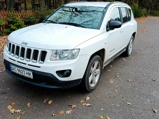 Білий Джип Compass, об'ємом двигуна 2.1 л та пробігом 170 тис. км за 9522 $, фото 1 на Automoto.ua