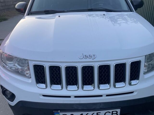 Белый Джип Компас, объемом двигателя 2.4 л и пробегом 218 тыс. км за 9500 $, фото 1 на Automoto.ua