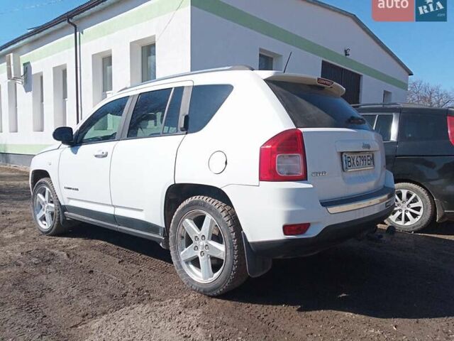 Білий Джип Compass, об'ємом двигуна 2.14 л та пробігом 242 тис. км за 11500 $, фото 1 на Automoto.ua
