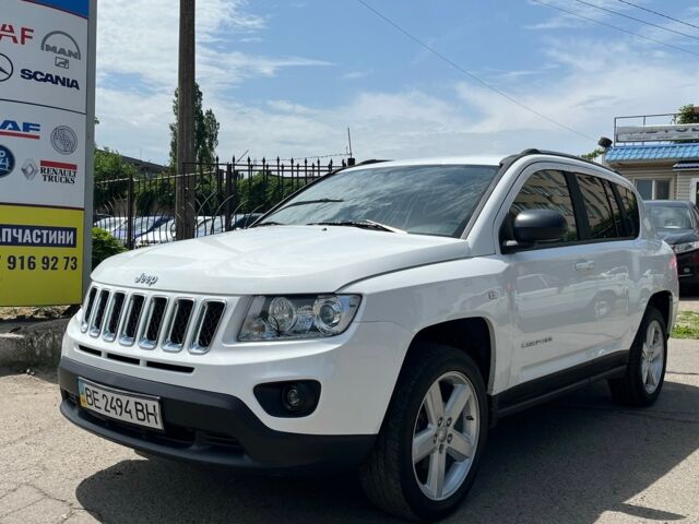 Белый Джип Компас, объемом двигателя 24 л и пробегом 76 тыс. км за 11500 $, фото 1 на Automoto.ua