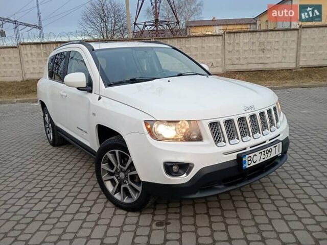 Білий Джип Compass, об'ємом двигуна 2.36 л та пробігом 166 тис. км за 10700 $, фото 1 на Automoto.ua