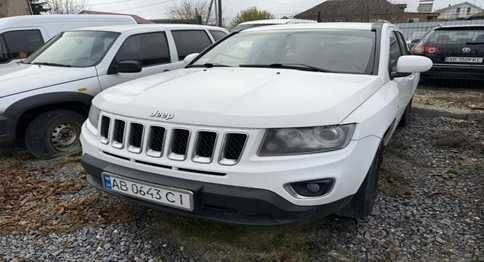 Белый Джип Компас, объемом двигателя 2.4 л и пробегом 383 тыс. км за 5919 $, фото 1 на Automoto.ua