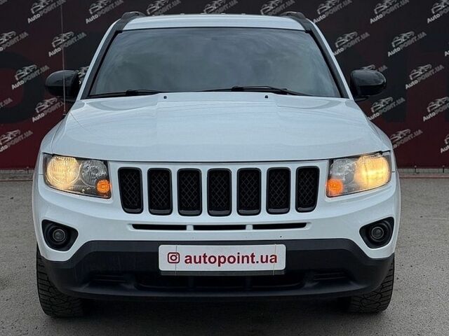 Білий Джип Compass, об'ємом двигуна 2.36 л та пробігом 160 тис. км за 10700 $, фото 1 на Automoto.ua