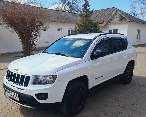 Джип Компас 2015 в Конотопе на Automoto.ua Белый Джип Компас, объемом двигателя 2.36 л и пробегом 114 тыс. км за 12900 $, фото 1 на Automoto.ua