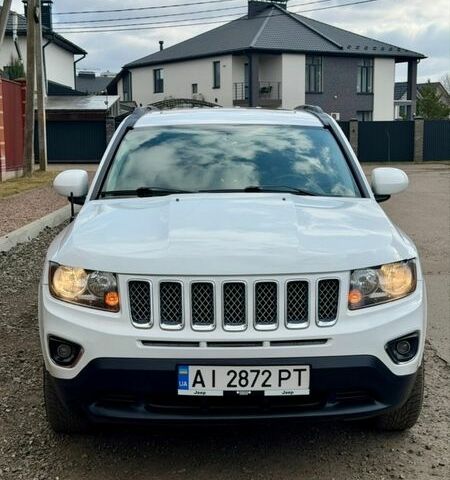 Белый Джип Компас, объемом двигателя 2.36 л и пробегом 208 тыс. км за 12200 $, фото 1 на Automoto.ua
