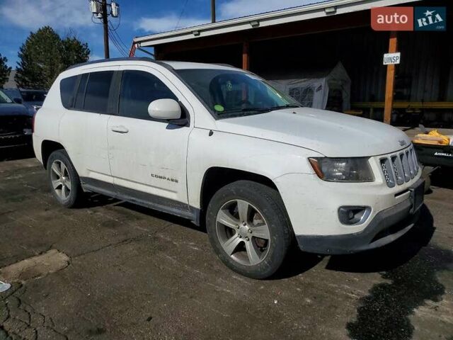 Белый Джип Компас, объемом двигателя 2.36 л и пробегом 131 тыс. км за 500 $, фото 1 на Automoto.ua