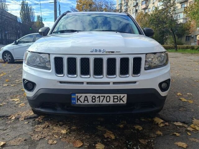 Белый Джип Компас, объемом двигателя 2 л и пробегом 1 тыс. км за 11595 $, фото 1 на Automoto.ua
